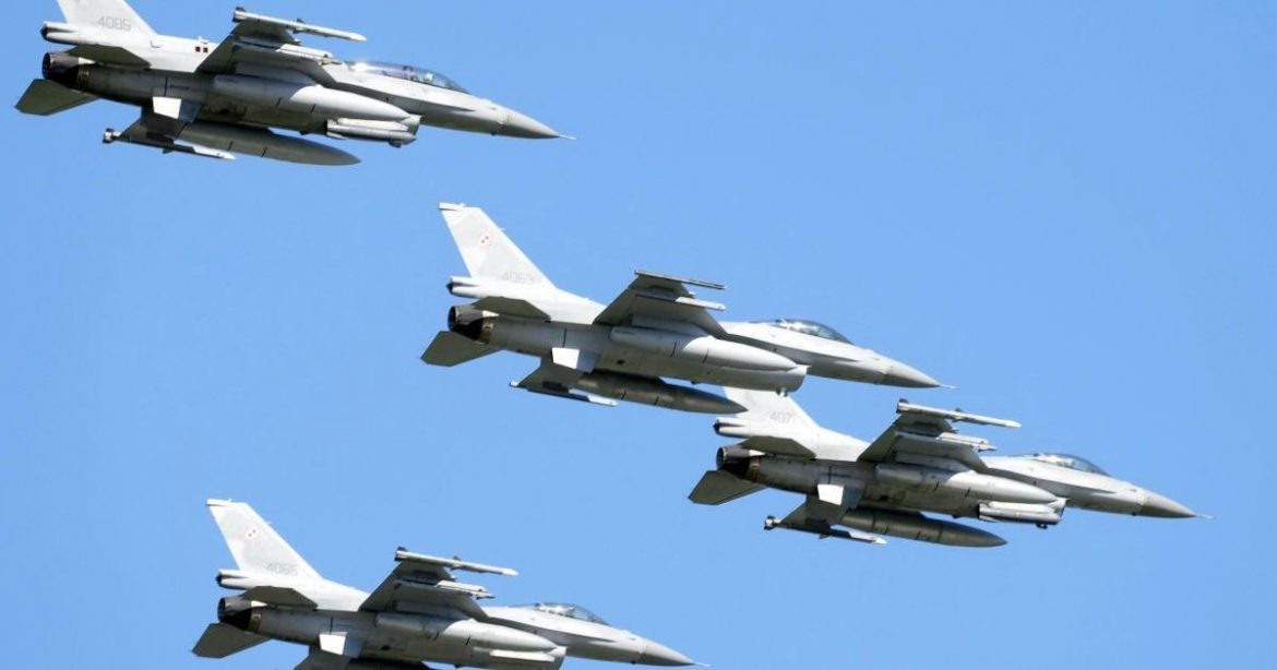 Polska i NATO w gotowości po rosyjskim ataku na Ukrainę