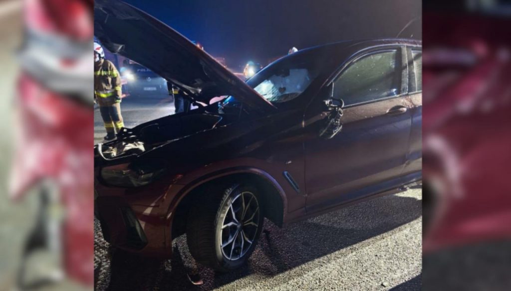 Wypadek na A1 w Kałęczynku: BMW dachowało, kobieta ranna
