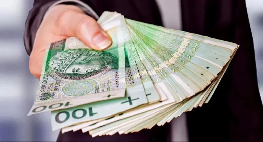 200 tys. zł za dziecko? Nowa propozycja na zwiększenie liczby urodzeń w Polsce