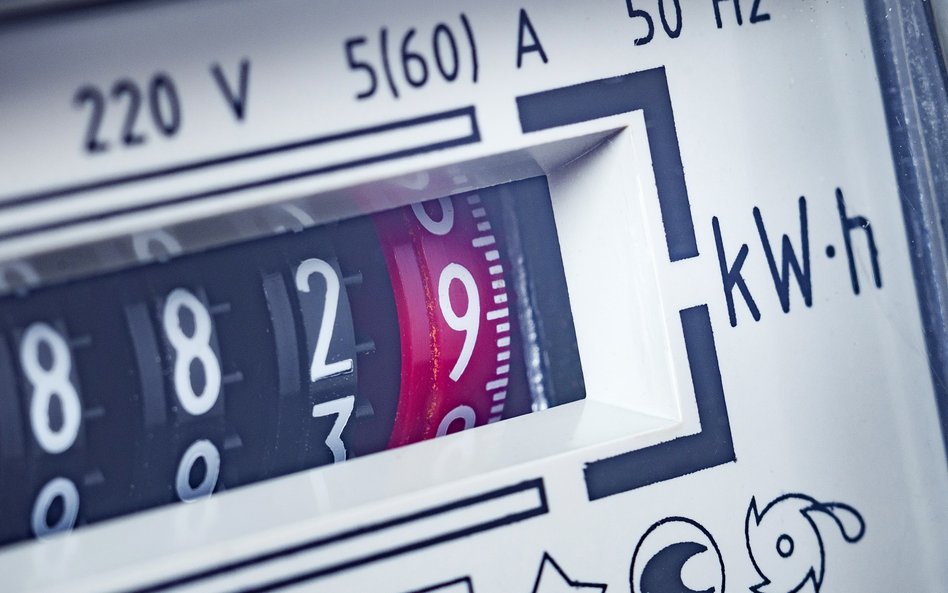 Rachunki za prąd w 2026 wyższe mimo spadku ceny energii. Oto powód