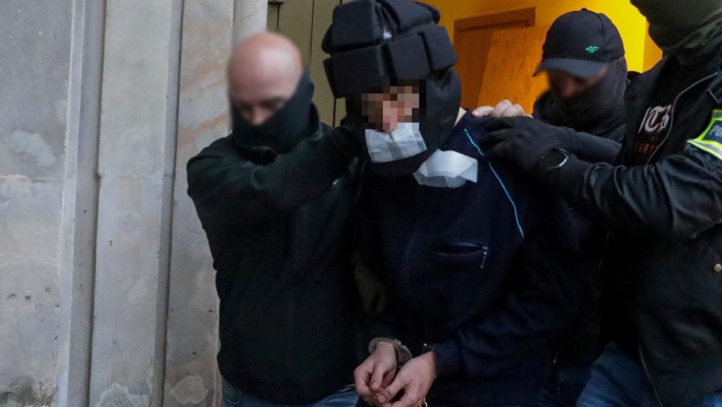 Morderstwo na Uniwersytecie Warszawskim - biegli uznali Mieszka R. za niepoczytalnego