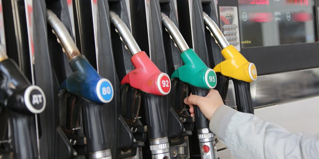 Ceny paliw w Polsce rosną. Ekspert ostrzega, że diesel może kosztować nawet 8 zł za litr