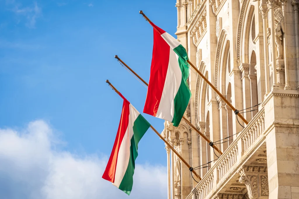 Wybory na Węgrzech mogą odblokować miliardy z UE i pobudzić gospodarkę
