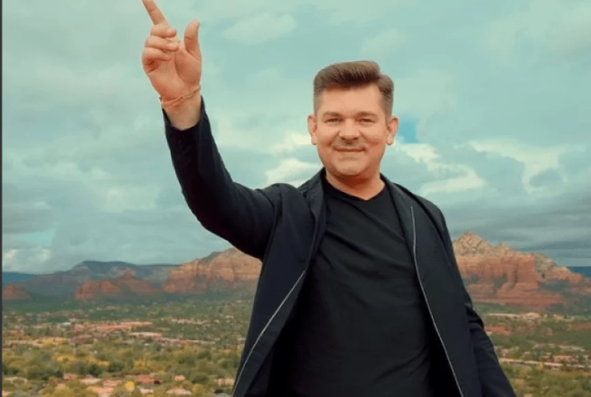 Akcent — kim jest lider zespołu i jego biografia