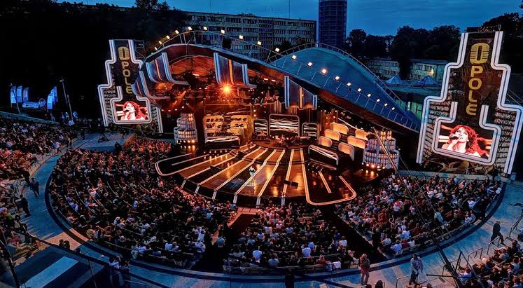 Krajowy Festiwal Piosenki Polskiej w Opolu — historia i kulisy